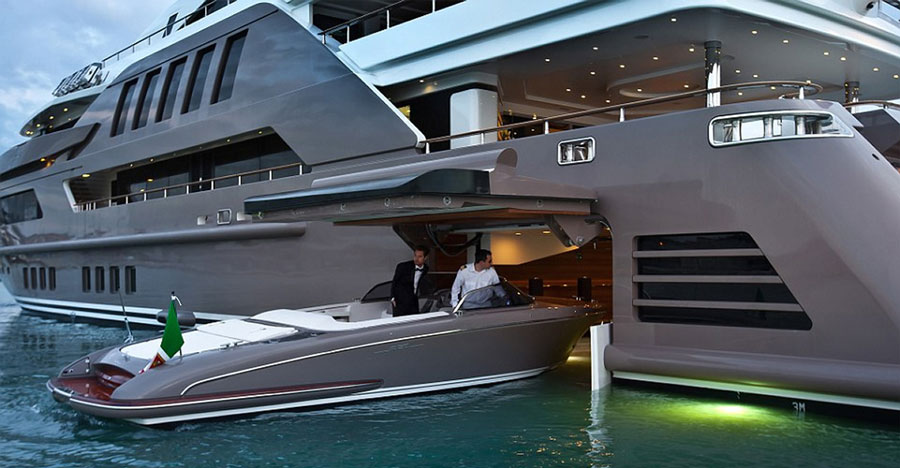 10 Extravagant Yachts Owned by Celebrities