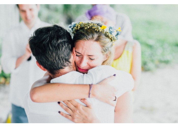 Un profesor guardaba un secreto, en su noche de bodas su esposa lo descubrió. El resultado te sorprenderá.