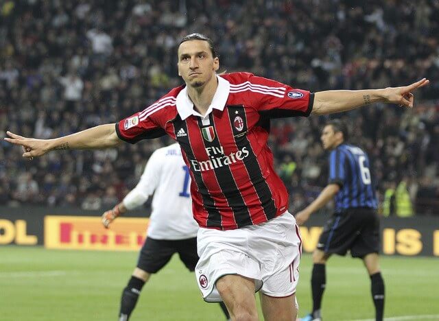 Ibrahimovic firma por seis meses con el AC Milan