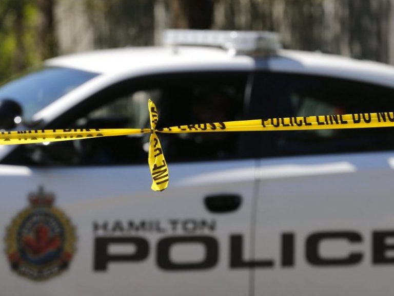 Hamilton cops investigate after man shot to death